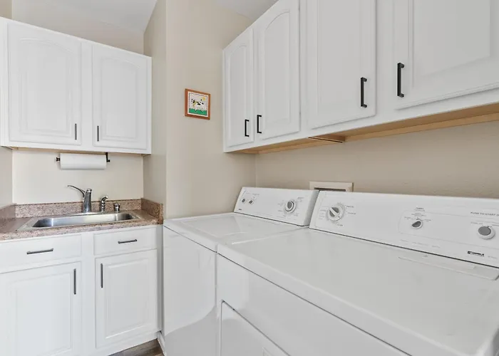 Holiday home Retreat Sleeps 4